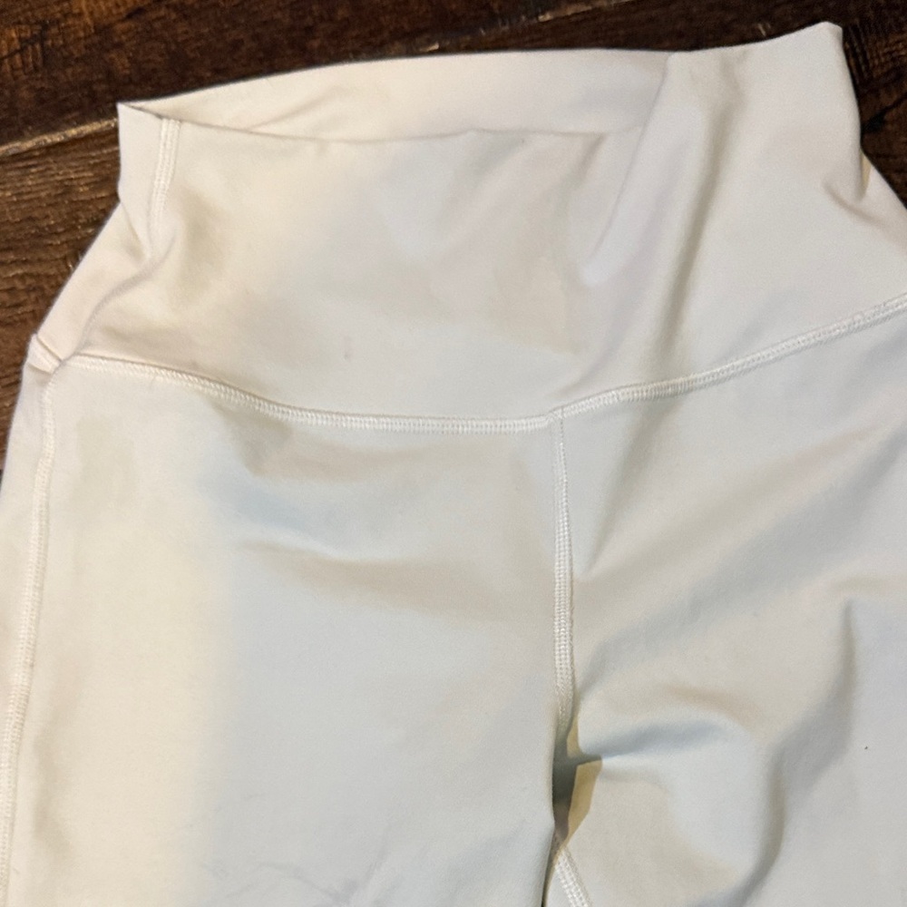 Aloe airbrushed 7/8 boot cut legging